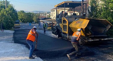 Kocaeli Büyükşehir'den Başiskele'de asfalt serimi