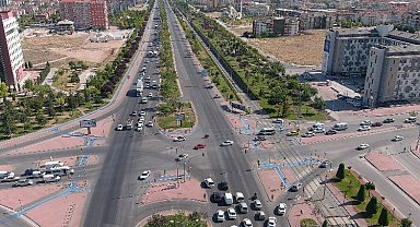 Konya'da kavşak yapım çalışmaları başladı