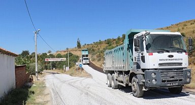 Manisa'da 500 kilometrelik yol ağı asfaltlandı