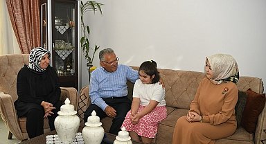 Memduh Büyükkılıç'tan 'özel 'ziyaret