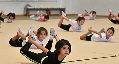 Muratpaşalı çocuklar sporla mutlu