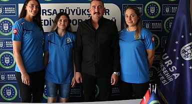 Poyrazın Kızları'na üç imza birden