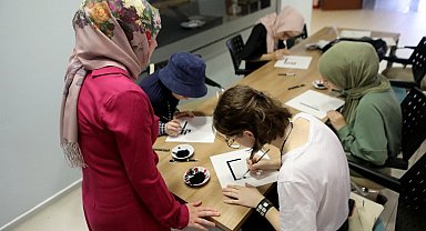 Sakarya'daki atölyeler gençlerin ilgi odağı oldu