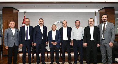 Tokat heyetinden Memduh Büyükkılıç'a ziyaret