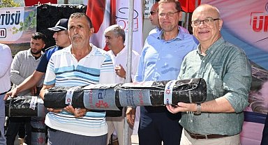 Üzüm üreticilerine sergi bezi desteği