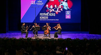 '21. Mersin Uluslararası Müzik Festivali' müzikseverlerle buluştu