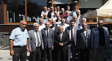 41 esnaf başkan Memduh Büyükkılıç'la buluştu