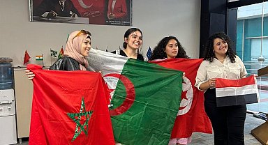 8 ülkeden gençler Uluslararası Kültür Gecesi'nde buluştu