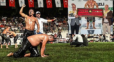 Altın kemer Yusuf Can Zeybek'in