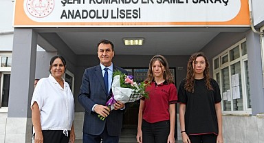 Başkan Dündar, yeni haftaya okulda başladı