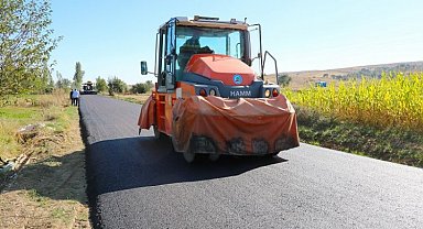 Bilecik'te köy yolları asfaltlanıyor