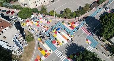 Bursa'da İnegöl'ün ilk çocuk dostu sokağı açıldı
