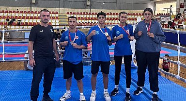 Çayırova sporcularından 4 madalya