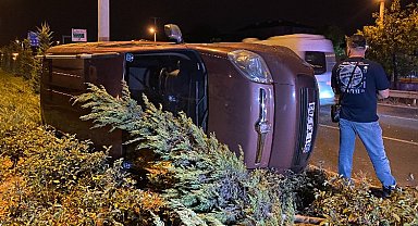 D-100 Karayolunda kaza aracını terkedip kaçtı