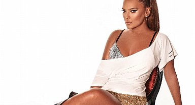 Demet Akalın sosyal medyayı salladı!