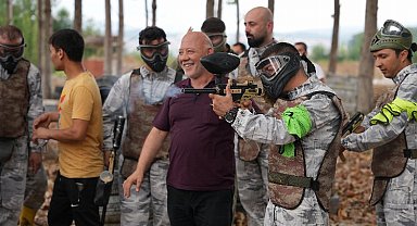 Düzce'de zabıta ve pazarcı esnafı bu kez sporda ter döktü