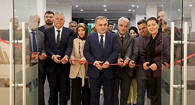 ERÜ'de "Son Ustalar" Fotoğraf Sergisi