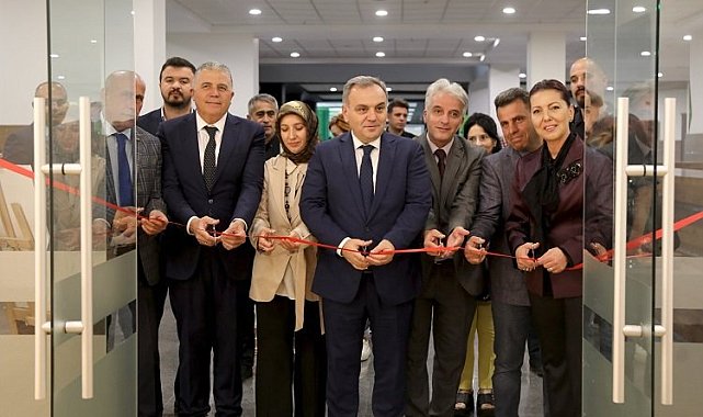 ERÜ'de "Son Ustalar" Fotoğraf Sergisi
