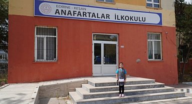 Eylül, okulunu istiyor!