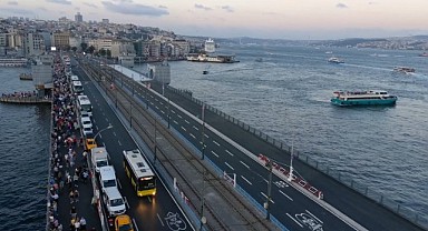 GALATA KÖPRÜSÜ’NDEKİ ÇALIŞMA PLANLANANDAN ÖNCE BİTİRİLDİ