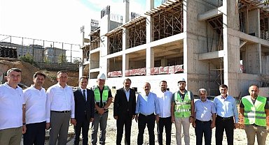 Gebze'deki okul projelerine yakın mercek