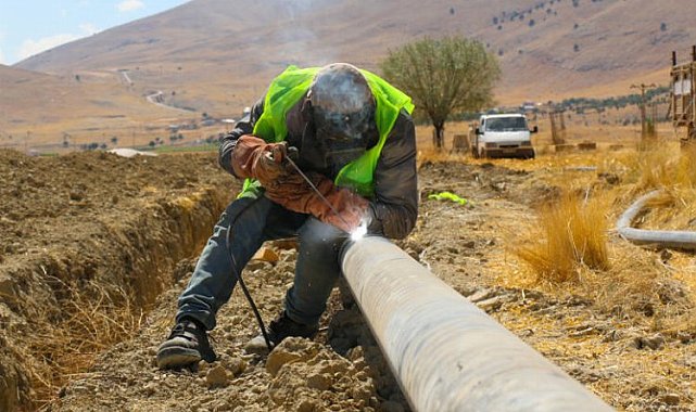 İki mahallenin içme suyu hattı yenileniyor