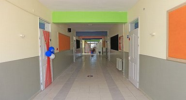 İzmir Güzelbahçe'de okullar yeni döneme hazır