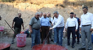 Kayseri Melikgazi'de salça kaynatma günleri