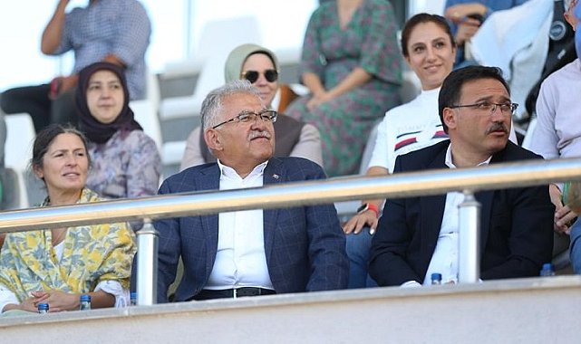 Kayseri protokolünden atlı okçuluğa yakın takip
