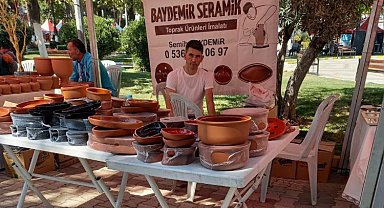 Kınık çömlekleri İzmir'deki festivalde yerini aldı