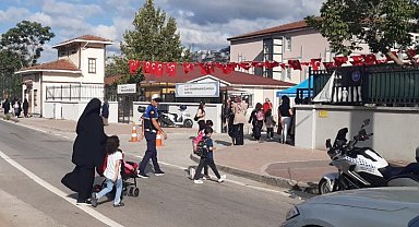 Kocaeli Zabıtası okul önlerinde...