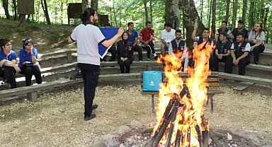 Kocaeli'de özel öğrenciler izcilikle tanıştı
