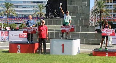Manisalı atlet, uluslararası yarı maratonda yine kürsüde