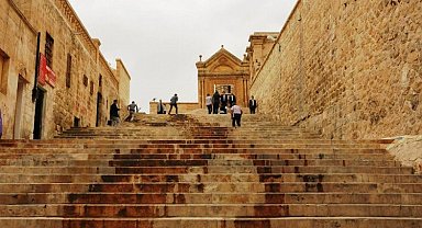 Mardin merdivenleri sanata dönüştü