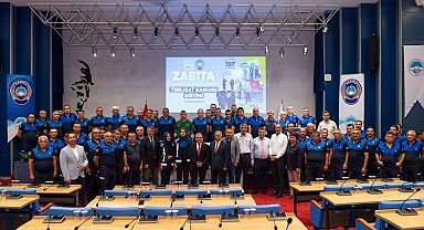 Memduh Büyükkılıç'tan zabıtaya övgü