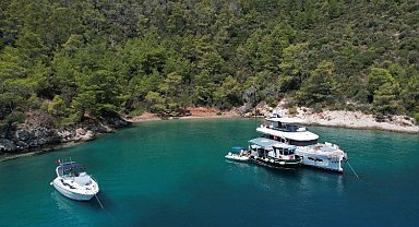 Muğla 10 bin tekneden atık topladı