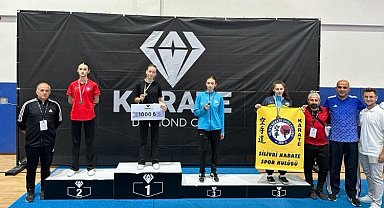 Nilüferli karatecilerden 1 altın 2 bronz madalya