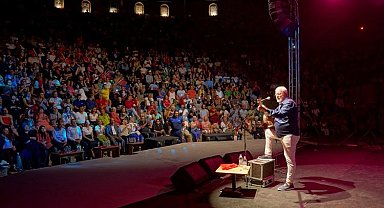 Onur Akın siyaseti bıraktı