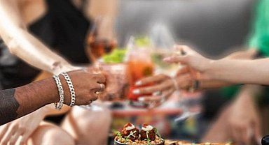 Restoranda adisyon şoku! 15 dolarlık 'hakaret' ücreti!