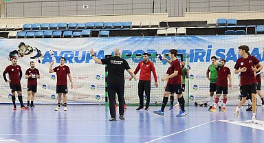 Sakaryalı hentbolcular Spor Toto'yu ağırlayacak