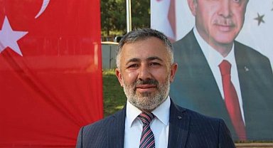 Seçimlerde yolları aşındıran siyasiler il ve ilçelerin gurur günlerini mesajla geçiştirdi!