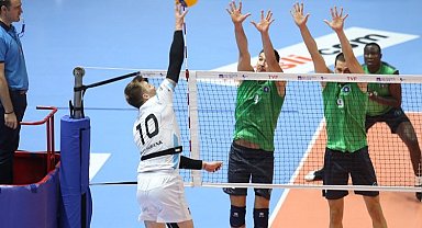 TSYD Bursa Voleybol Turnuvası'nda ikinci gün tamamlandı