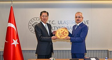 Ulaştırma ve Altyapı Bakanı Çin Büyükelçisi'ni ağırladı