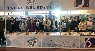 6. Kayseri Kitap Fuarı'na lise öğrencilerinden gezi