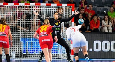 A Milli Kadın Hentbol Takımı, Karadağ'a mağlup oldu