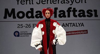 Antalya'da Yeni Jenerasyon Moda Haftası sona erdi