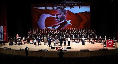 Atatürk'ün sevdiği şarkılarla muhteşem konser