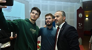 Başkan Aktaş, gençlerle tecrübelerini paylaştı