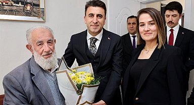 Bilecik Valisi Aygöl'den şehit ailesine ziyaret