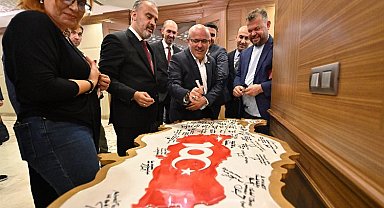 Bursa Büyükşehir Meclisi imzalarıyla tarihe not düştü